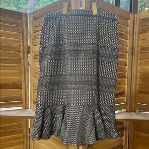 ❤️ 3/$15 Banana Republic Dark Blue and White Textured Skirt